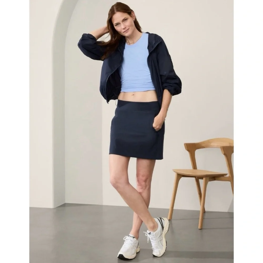 Athleta Brooklyn Mid Rise Skort 16” in‎ Navy Blue